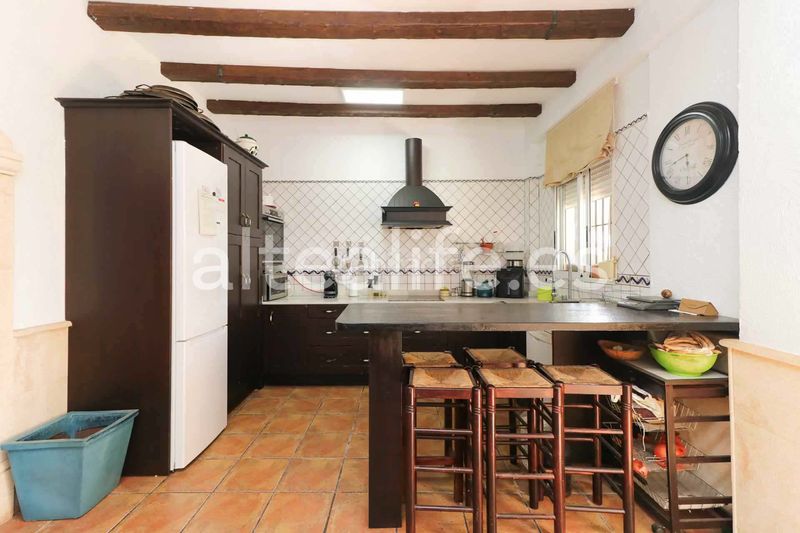 Foto e0a731f5-31c4-4b4a-906e-b39769cf3e6a. Country house with fireplace parking pool in Altea la vella Altea