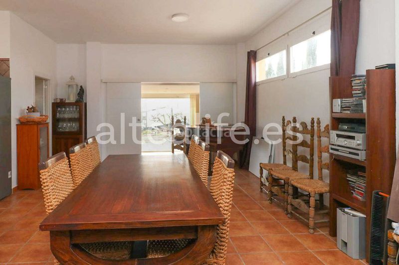 Foto fcfa1979-d435-4b4b-a1d5-b62432793a4c. Country house with fireplace parking pool in Altea la vella Altea