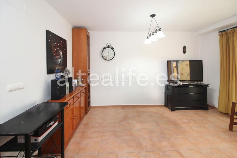 Foto a8728e9c-4284-48b7-8ad0-15716f8bf616. Casa amb aparcament a Montebello - Nou Espai Nucia (la)