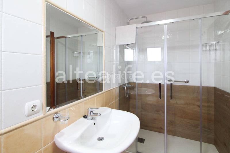 Foto b1eaf4fd-2095-4341-855d-87b97bb67a4f. Casa amb aparcament a Montebello - Nou Espai Nucia (la)