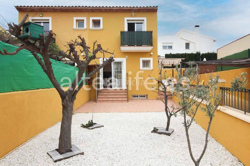 Foto f9d32d5f-ce02-4fcc-9c20-d30000afcfdd. Casa amb aparcament a Montebello - Nou Espai Nucia (la)