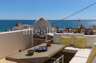 Masia  Carrer mestre msica. Casa de pueblo con vistas al mar en el casco antiguo