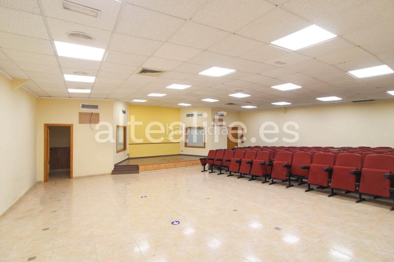Foto 7a3d7337-56cb-45a7-b690-1ef038f2f3ae. Local comercial a Altea ciudad Altea