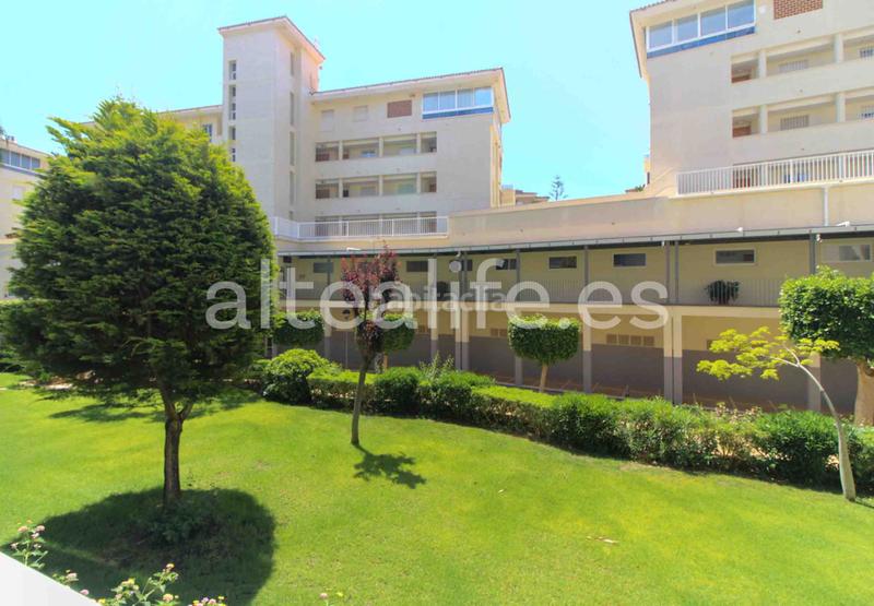 Foto c6ec44a6-c1eb-4487-8a2e-fed8d8723de1. Apartament amb calefacció aparcament piscina a L´Albir Alfàs del Pi (l´)