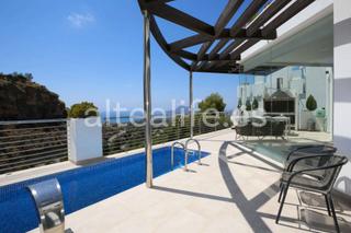 Xalet  Calle peas rojas. Moderna villa con vistas panormicas al mar en sierra de altea