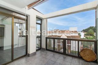 Location Appartement  Carrer les piteres. Ático con terraza y 3 dormitorios en la zona de piteres