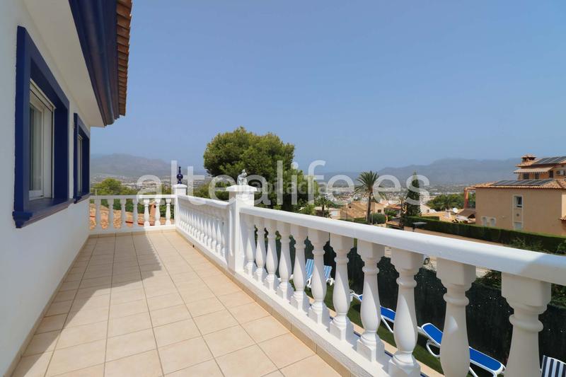 Foto 11a2470b-bc87-4b94-ba29-a33ae9f88830. Casa a schiera con riscaldamento parcheggio piscina in Alfàs del Pi (l´)