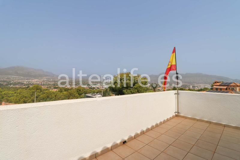 Foto 20749f5f-9645-42eb-97aa-dd7287024109. Casa a schiera con riscaldamento parcheggio piscina in Alfàs del Pi (l´)