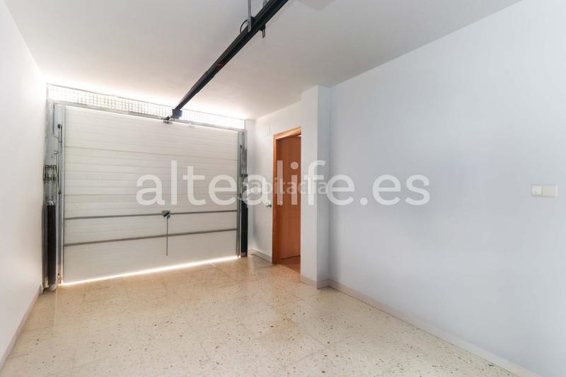 Foto 2c521bf9-7116-46ff-8e37-8f600018a146. Casa a schiera con riscaldamento parcheggio piscina in Alfàs del Pi (l´)