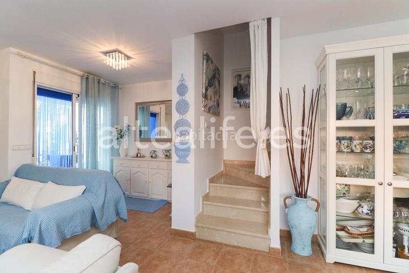 Foto 31284052-40f9-4ca3-aa4c-5a11dba67a91. Casa a schiera con riscaldamento parcheggio piscina in Alfàs del Pi (l´)
