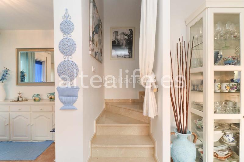 Foto 4df96f03-57d9-4e55-bbd3-5614ffbe8732. Casa a schiera con riscaldamento parcheggio piscina in Alfàs del Pi (l´)