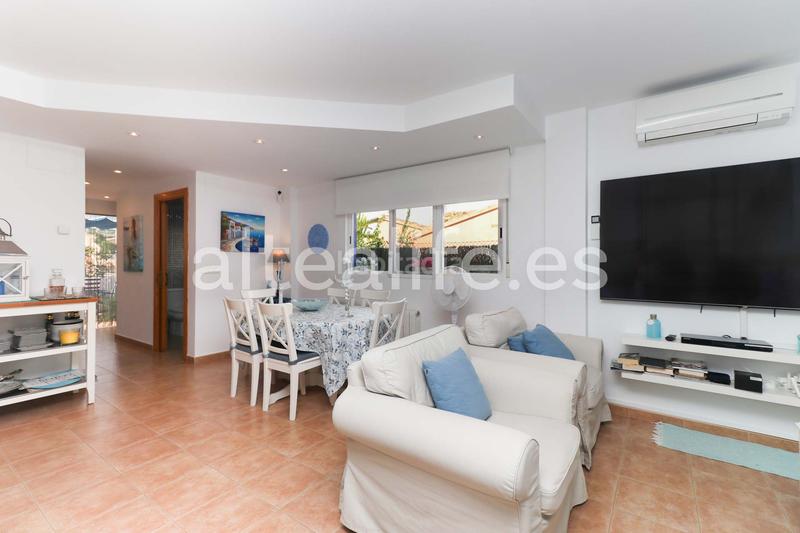 Foto 68aa8840-5152-44c5-b66e-6eede9309318. Casa a schiera con riscaldamento parcheggio piscina in Alfàs del Pi (l´)