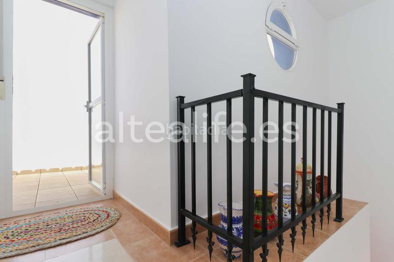 Foto 69434833-b243-4bda-9d7c-3fa167cc1b42. Casa a schiera con riscaldamento parcheggio piscina in Alfàs del Pi (l´)