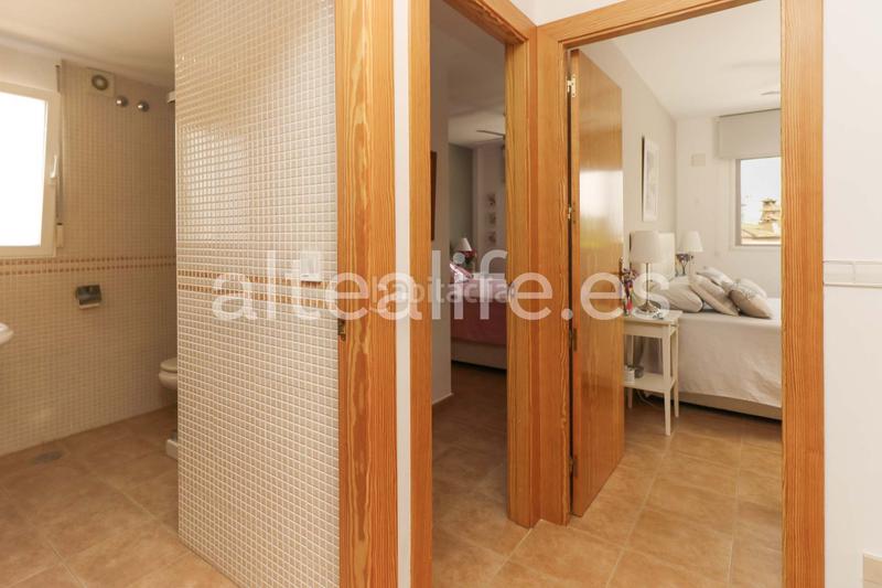 Foto 7bb866eb-c628-4015-99c0-3efc5b940e37. Casa a schiera con riscaldamento parcheggio piscina in Alfàs del Pi (l´)