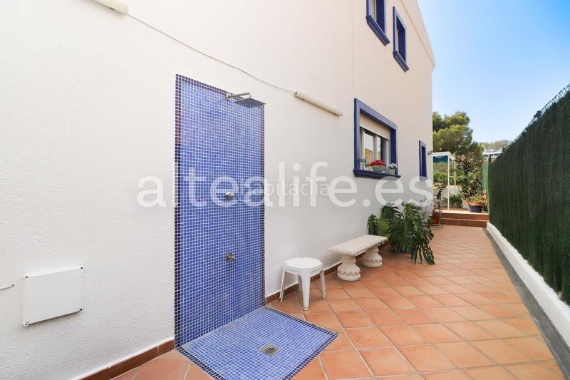 Foto 84e2c259-11e4-42c2-af45-606498058bb6. Casa a schiera con riscaldamento parcheggio piscina in Alfàs del Pi (l´)