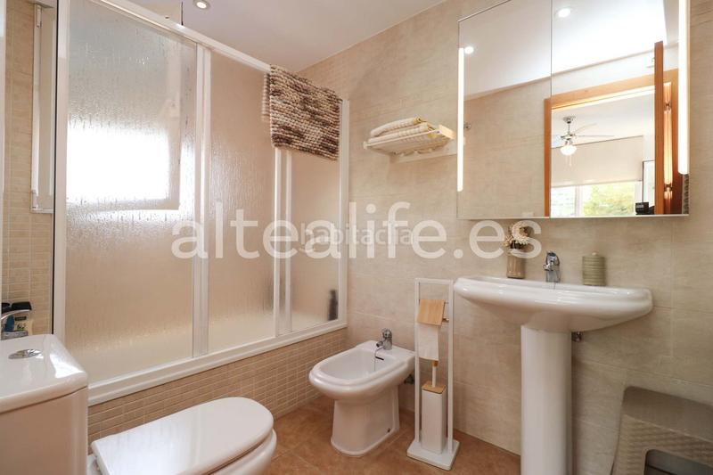 Foto 970dc1b1-9e5f-4388-81e1-3f5b0307c3c6. Casa a schiera con riscaldamento parcheggio piscina in Alfàs del Pi (l´)