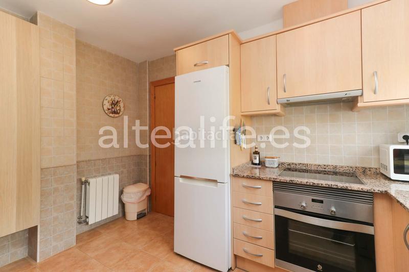 Foto bc75a642-e49c-4736-8476-67aee4cbd3eb. Casa a schiera con riscaldamento parcheggio piscina in Alfàs del Pi (l´)