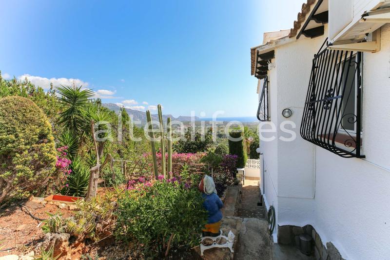 Foto 1e7ac2d3-f013-4ed2-8117-31ca0742d0a4. Affitto chalet con camino riscaldamento piscina in Nucia (la)
