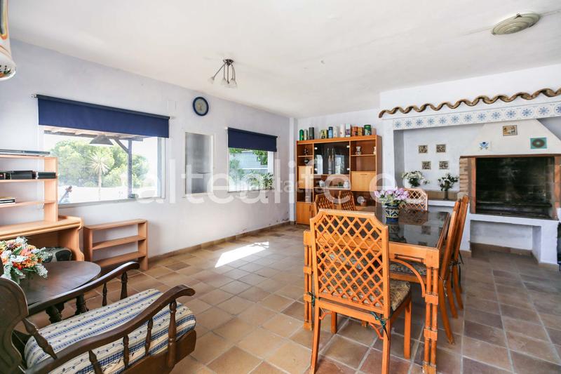 Foto a5a37c4a-dd28-4984-a2d6-ddc19bc79bb8. Affitto chalet con camino riscaldamento piscina in Nucia (la)
