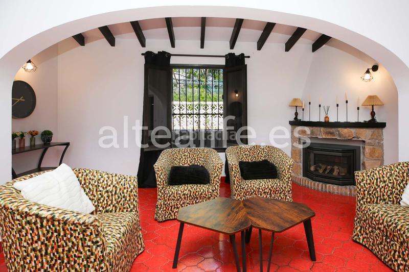Foto 350a68a4-9d49-4c05-9dbc-c79d4210f3c5. Location chalet avec cheminée chauffage piscine dans Nucia (la)