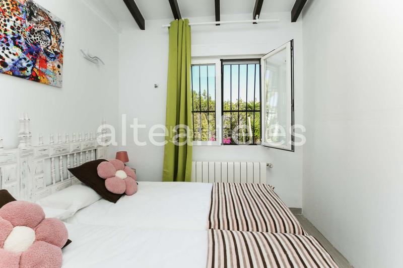 Foto 841df2ab-b167-41c9-a789-fb51e6f35d5d. Location chalet avec cheminée chauffage piscine dans Nucia (la)