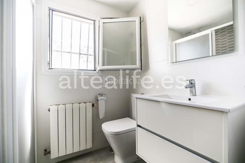 Foto 87958297-b630-4e2e-b2ef-f768bf9f32b2. Location chalet avec cheminée chauffage piscine dans Nucia (la)
