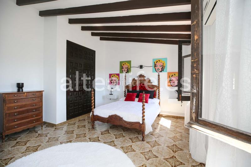 Foto 9c16e9d1-466b-4603-8d07-ce50f5d7bc99. Location chalet avec cheminée chauffage piscine dans Nucia (la)