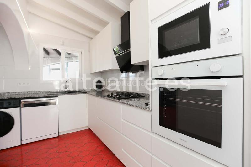 Foto c6bfeee3-46b8-40f6-8bdc-2d11a8975a83. Location chalet avec cheminée chauffage piscine dans Nucia (la)