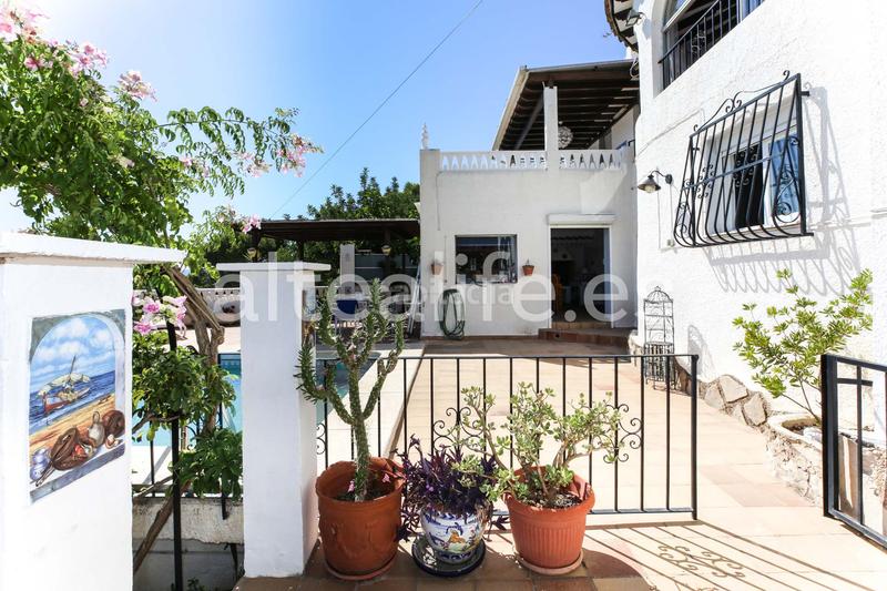 Foto d288a56c-c8d2-4a5b-aa32-a5154b9d8c76. Location chalet avec cheminée chauffage piscine dans Nucia (la)