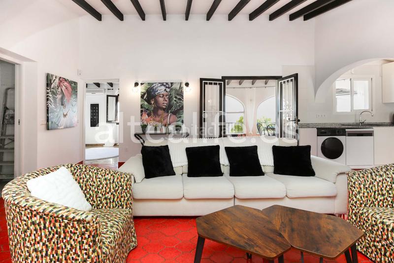 Foto e4af7a5c-2dbf-41df-9858-b042bbbccd69. Rent chalet with fireplace heating pool in El Tossal-Bello Horizonte Nucia (la)