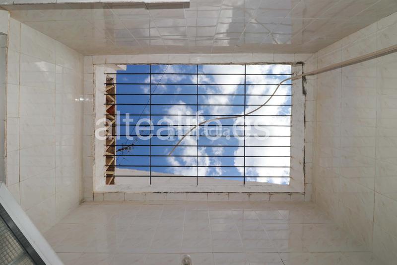 Foto 858bc907-c86f-4989-b55d-67fac639c861. Casa adossada a Altea ciudad Altea