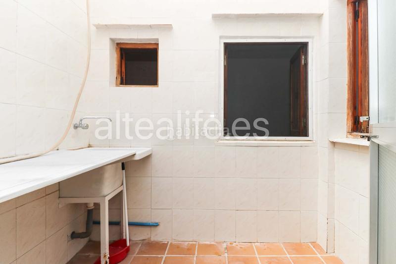 Foto a9c7f8aa-6380-45b4-9137-dac4ab6b4458. Casa adossada a Altea ciudad Altea
