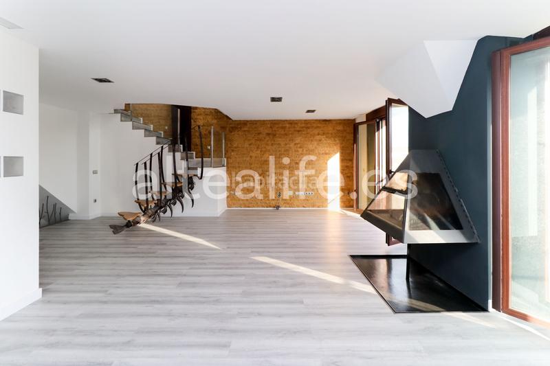 Foto 053c88b4-6059-44f1-b73a-13ac1fc6734d. Duplex con camino riscaldamento in Centro Ciudad Xàbia