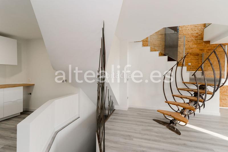 Foto 1a5d0379-4788-46d7-85fd-84396e6a563a. Duplex con camino riscaldamento in Centro Ciudad Xàbia