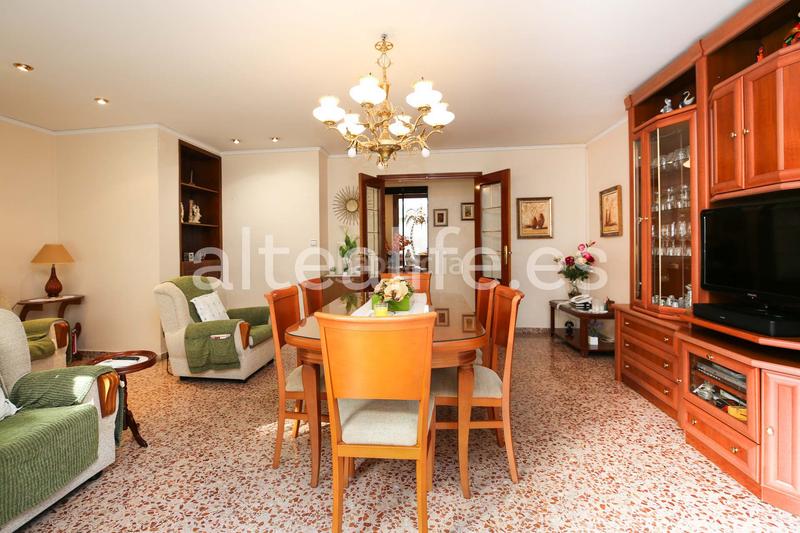 Foto 364df400-17ee-422f-a10a-05052828161b. Appartement avec parking dans Corea Gandia