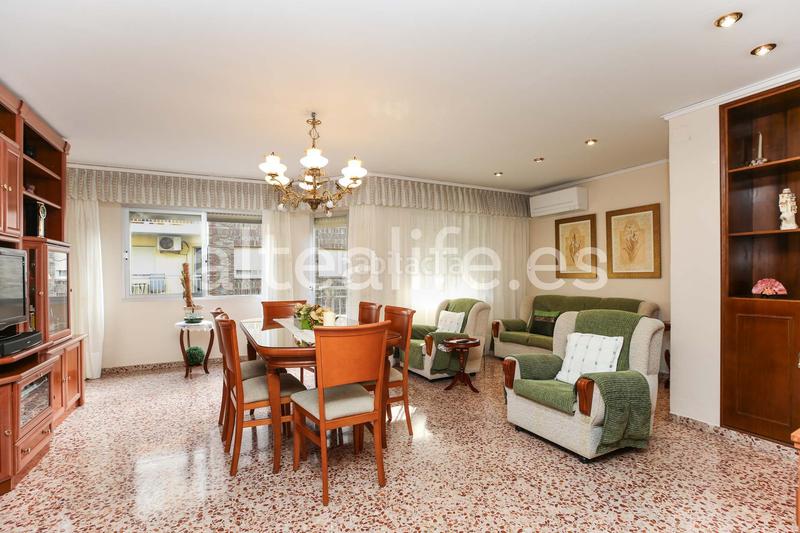 Foto ee69f6df-8c9e-4cea-90a0-e7dc65618457. Appartement avec parking dans Corea Gandia