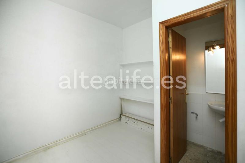 Foto 0e10a50d-78be-4b2e-a8b6-79935afe7747. Location local commercial dans Altea ciudad Altea