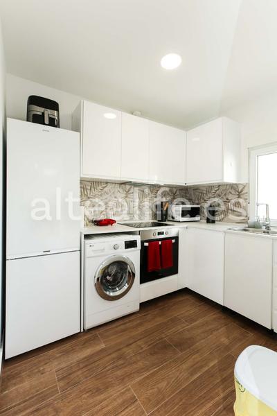 Foto f7bbd27f-ddac-4c40-b8f4-3e6cad2ef8ff. Alquiler apartamento  con 2 dormitorios en la zona de avenida la nucía en Altea