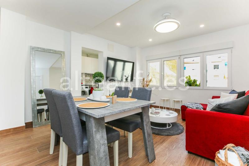 Foto f84dbf79-b5f2-41d8-a25b-309cb468d3b3. Lloguer apartament a Altea ciudad Altea