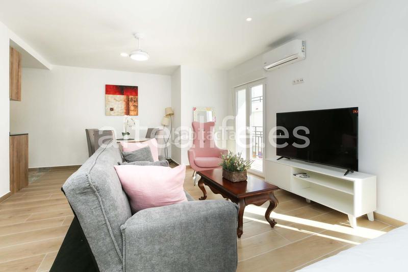 Foto 7c5eda08-8387-4cf2-8cab-394c1abc013d. Alquiler estudio luminoso estudio con balcón en la zona avenida la nucia en Altea