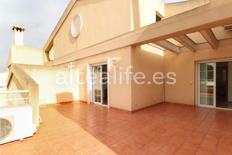 Foto 0d6399de-dc2c-4062-9038-48f25622bf72. Casa adosada casa pareada con piscina privada en la zona de alfaz del pi en Alfàs del Pi (l´)