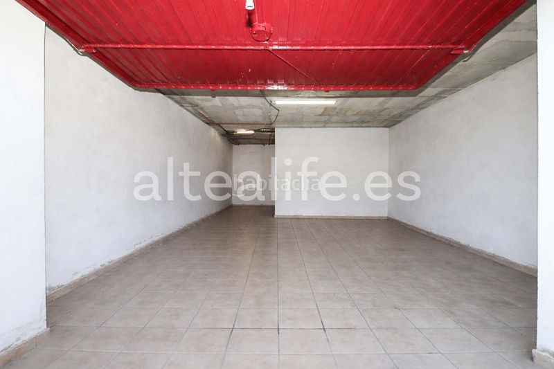 Foto 106addc9-454a-44ae-baf7-4fb5fe9e7de9. Casa adossada amb xemeneia calefacció aparcament piscina a Nucia (la)