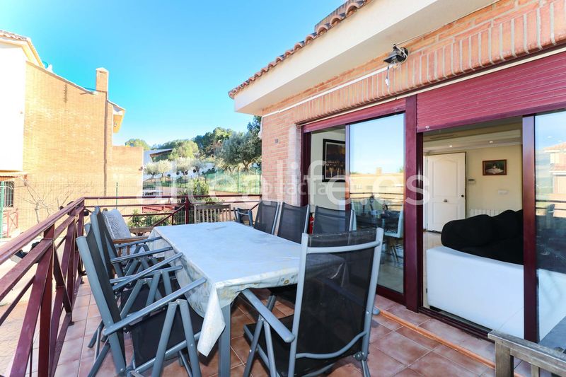 Foto e4228ab9-f029-40fd-9f4f-be14c25349ec. Casa adossada amb xemeneia calefacció aparcament piscina a Nucia (la)