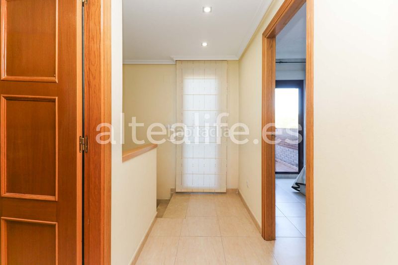 Foto e60b21c0-5a48-45b9-b6ce-258a1eafb170. Casa adossada amb xemeneia calefacció aparcament piscina a Nucia (la)