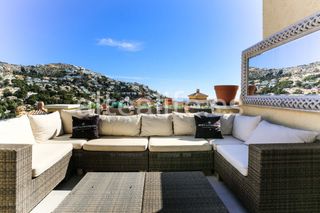 430.000 € — Casa en Calle Lotería 9