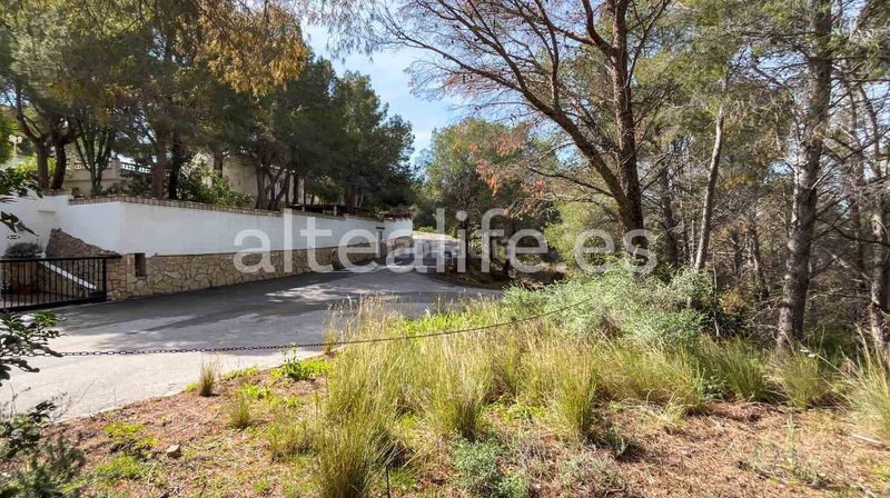 Foto 0d5020a6-6f30-4e15-96e9-5669487f64c1. Terreny residencial a Altea la vella Altea
