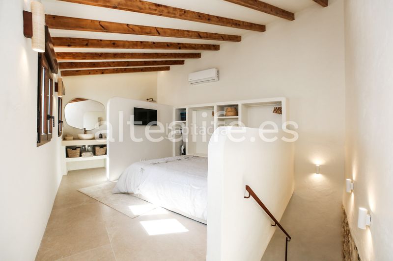 Foto 51867e17-3527-4c0f-bfe5-e146c85d08a0. Casa adossada amb xemeneia a Altea ciudad Altea