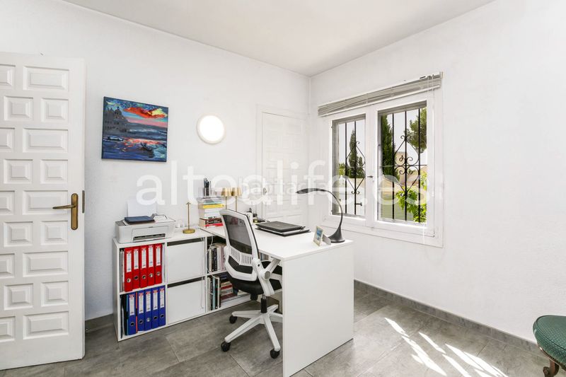 Foto 2f295629-b157-40ae-94b3-54ef9a5f2af6. Xalet a carrer bassa 10 a Altea la vella Altea