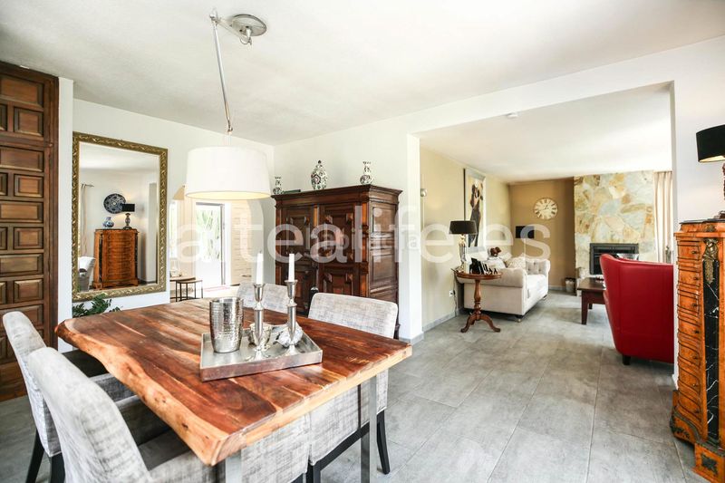 Foto 5bf531fb-23a1-40bf-9ce2-49f6fa95da91. Xalet a carrer bassa 10 a Altea la vella Altea