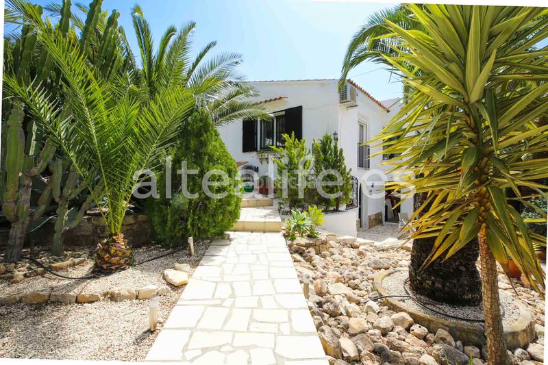 Foto 63b02ba8-fac2-46e8-bf52-e1cf67cc000b. Xalet a carrer bassa 10 a Altea la vella Altea